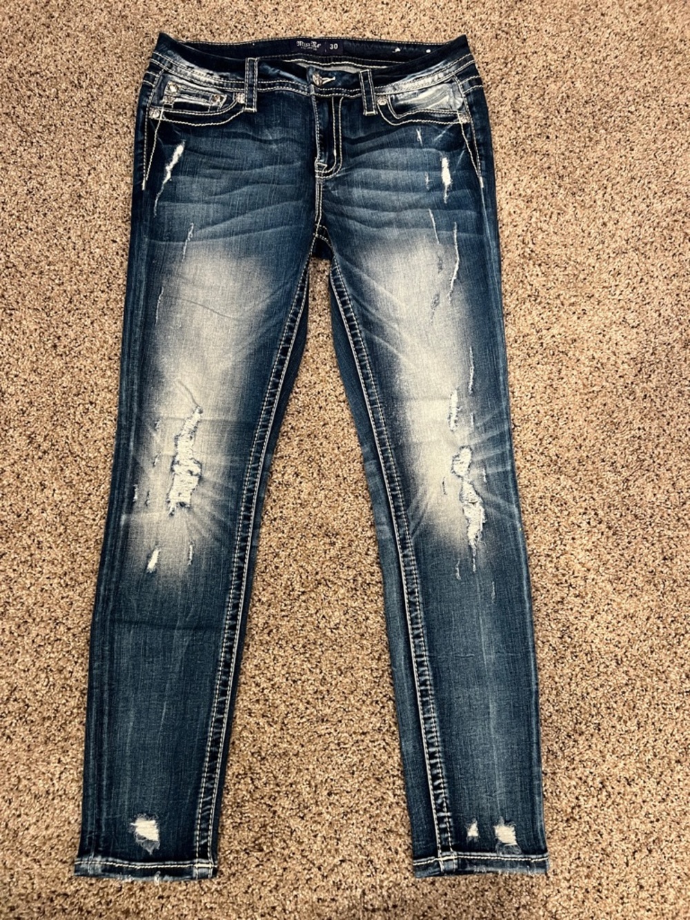 Miss Me Distressed Low Rise Ankle Skinny size 30 Americana style bling - Picture 2 of 9